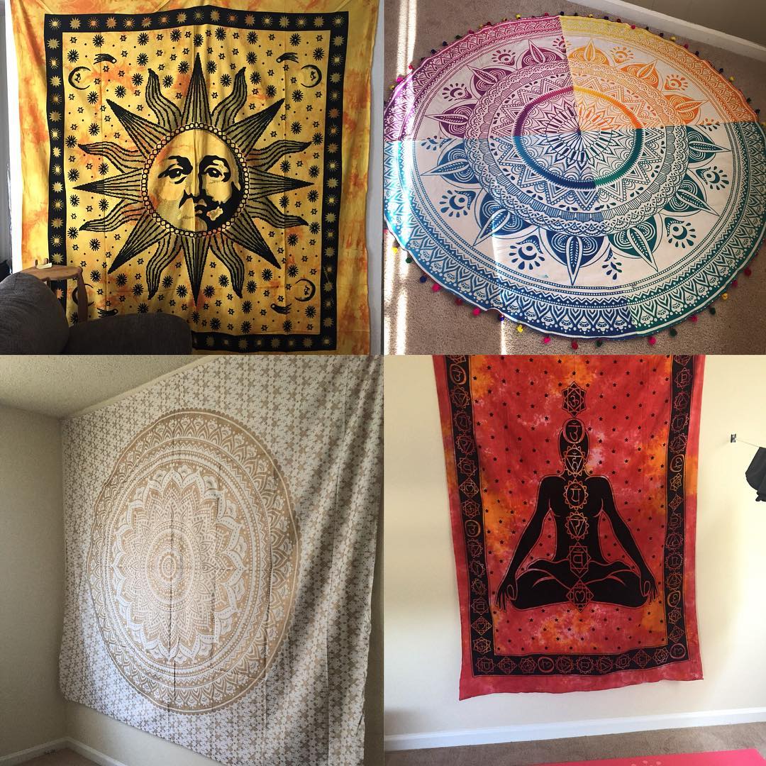 Thanks to my babe @c_fowler11 for putting up my tapestries from @royalfurnish 😍🌈✨😘🌞✌🏼