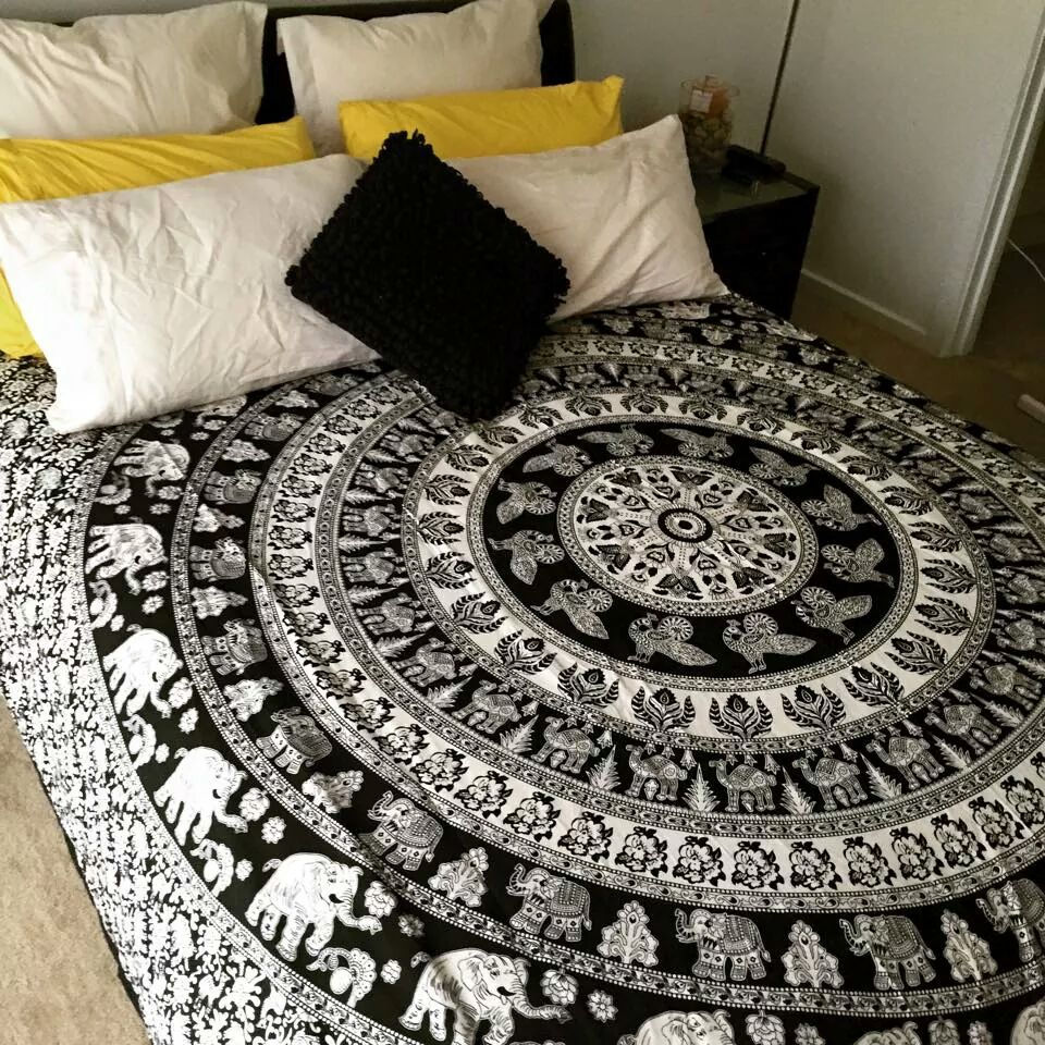 Large Black and White Elephant Mandala Tapestry Bedding Bedspread 
