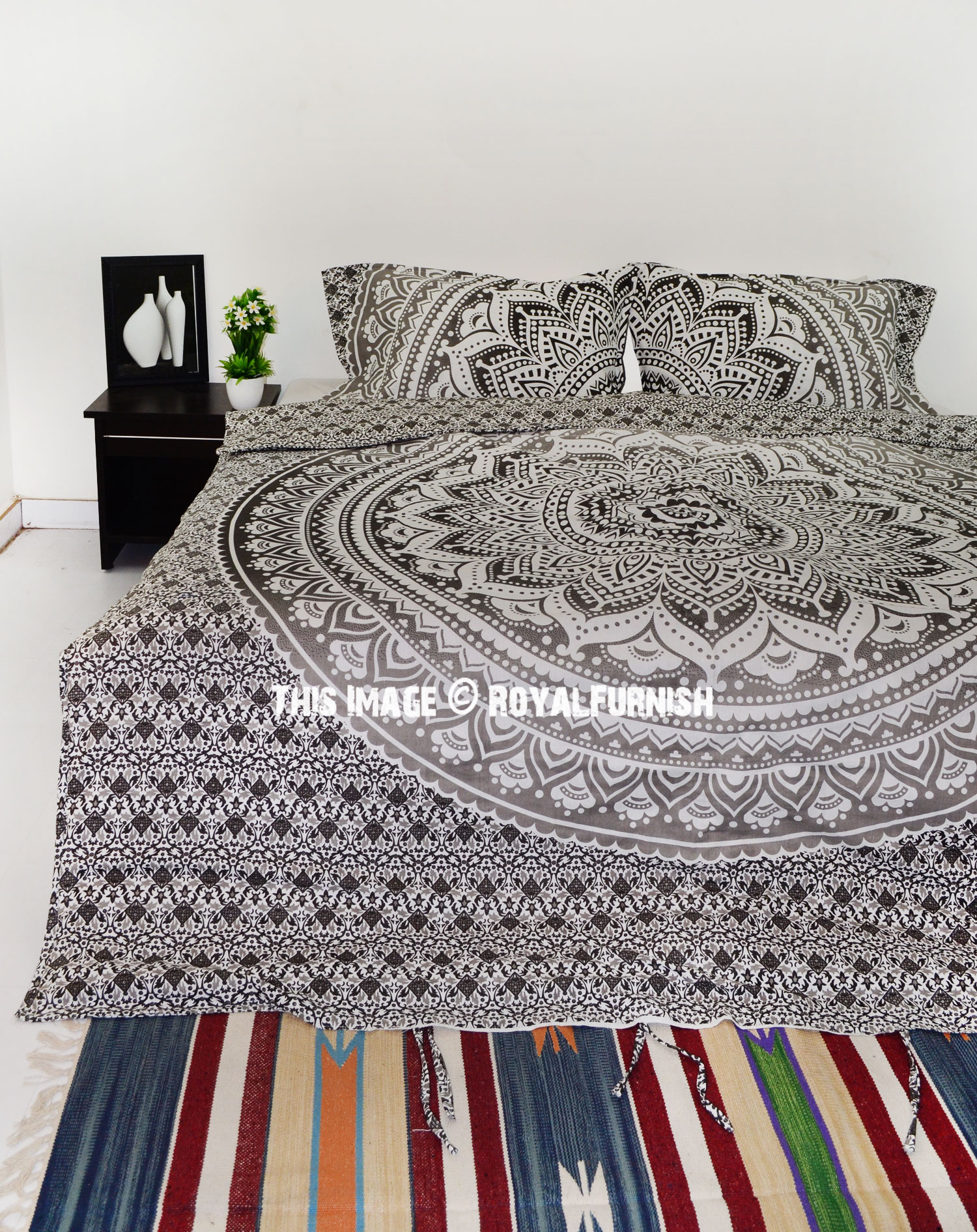 Amrita Gray Ombre Mandala Bedding Set Large Duvet Cover with Pillows 