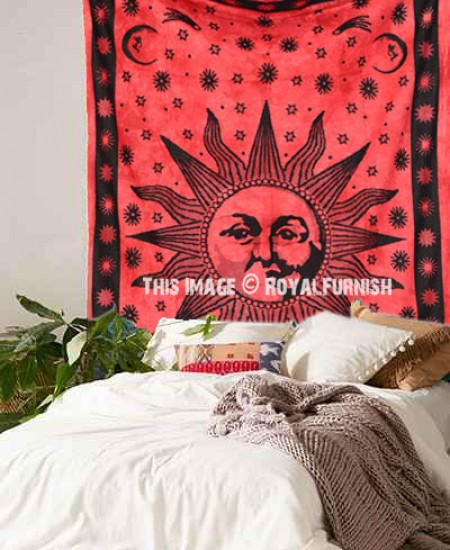 Byen Fjerde Grudge Red Psychedelic Sun Face Tapestry - RoyalFurnish.com